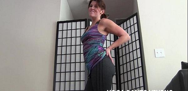  Watch my stretching out in my tight yoga pants JOI